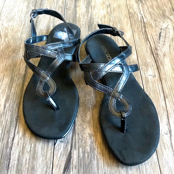 AEROSOLES Shoes - AEROSOLES Black Sandals Soft Memory Foam-like Foot